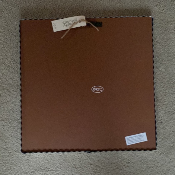 Flag Fables Daffodil - Picture 4 of 5